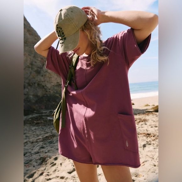 NWOT Maroon Hotshot Tee Romper XS small flaw - Picture 1 of 8